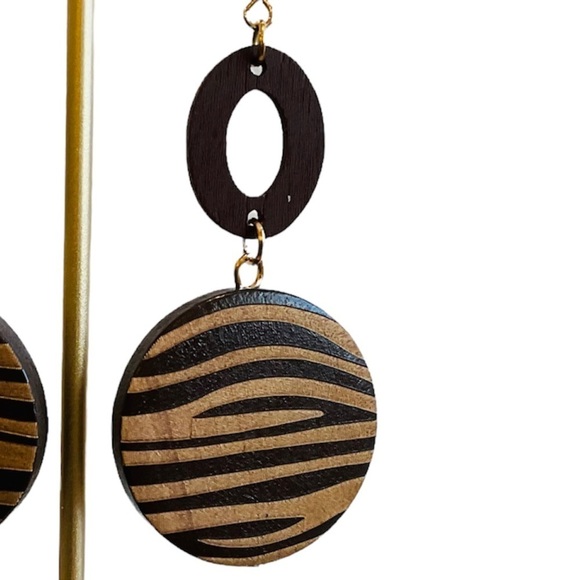 Circular Wooden  Fierce Animal Print Dangle Drop Earrings - Picture 3 of 4